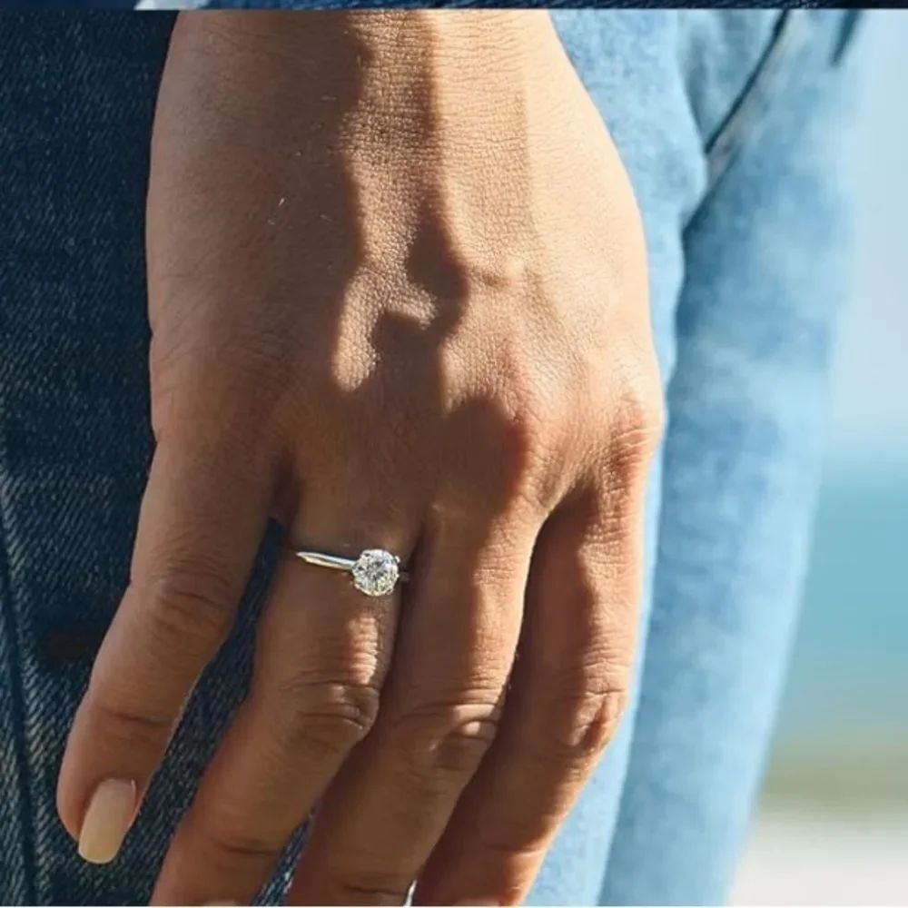 1 Carat Moissanite Diamond Ring - Picture 4 of 4